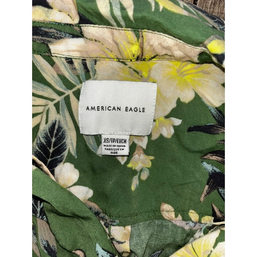 American Eagle Womens Tropical Floral Tie Front Button Down Camp Shirt Green XS - Picture 2 of 3